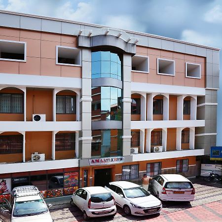 Hotel Anandkrishna Residency Guruvāyūr Exterior foto